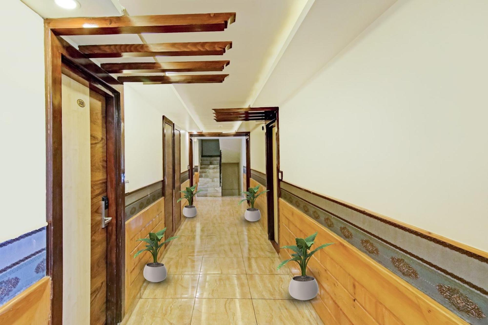 Townhouse Oak Rohtang Heights Hotel Manāli Екстериор снимка