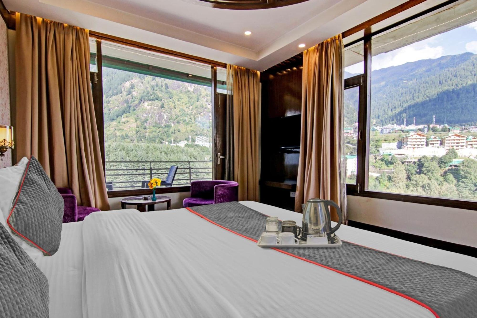 Townhouse Oak Rohtang Heights Hotel Manāli Екстериор снимка