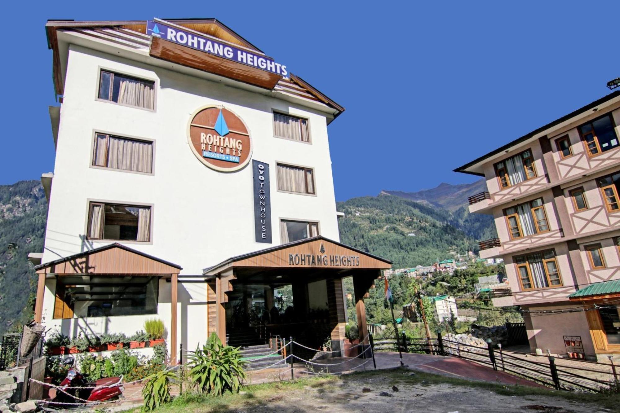 Townhouse Oak Rohtang Heights Hotel Manāli Екстериор снимка