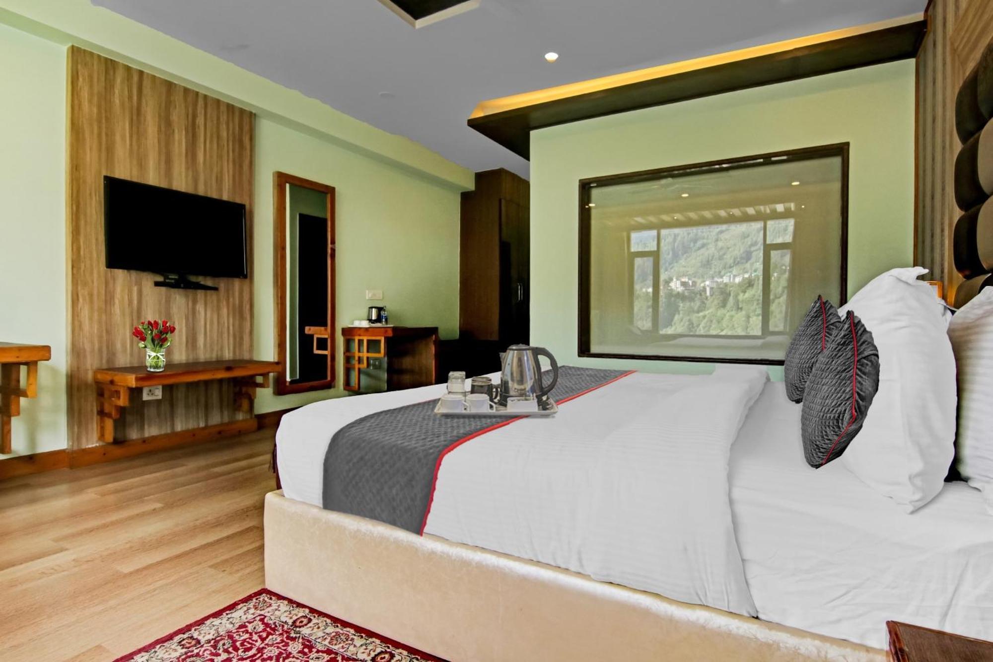 Townhouse Oak Rohtang Heights Hotel Manāli Екстериор снимка