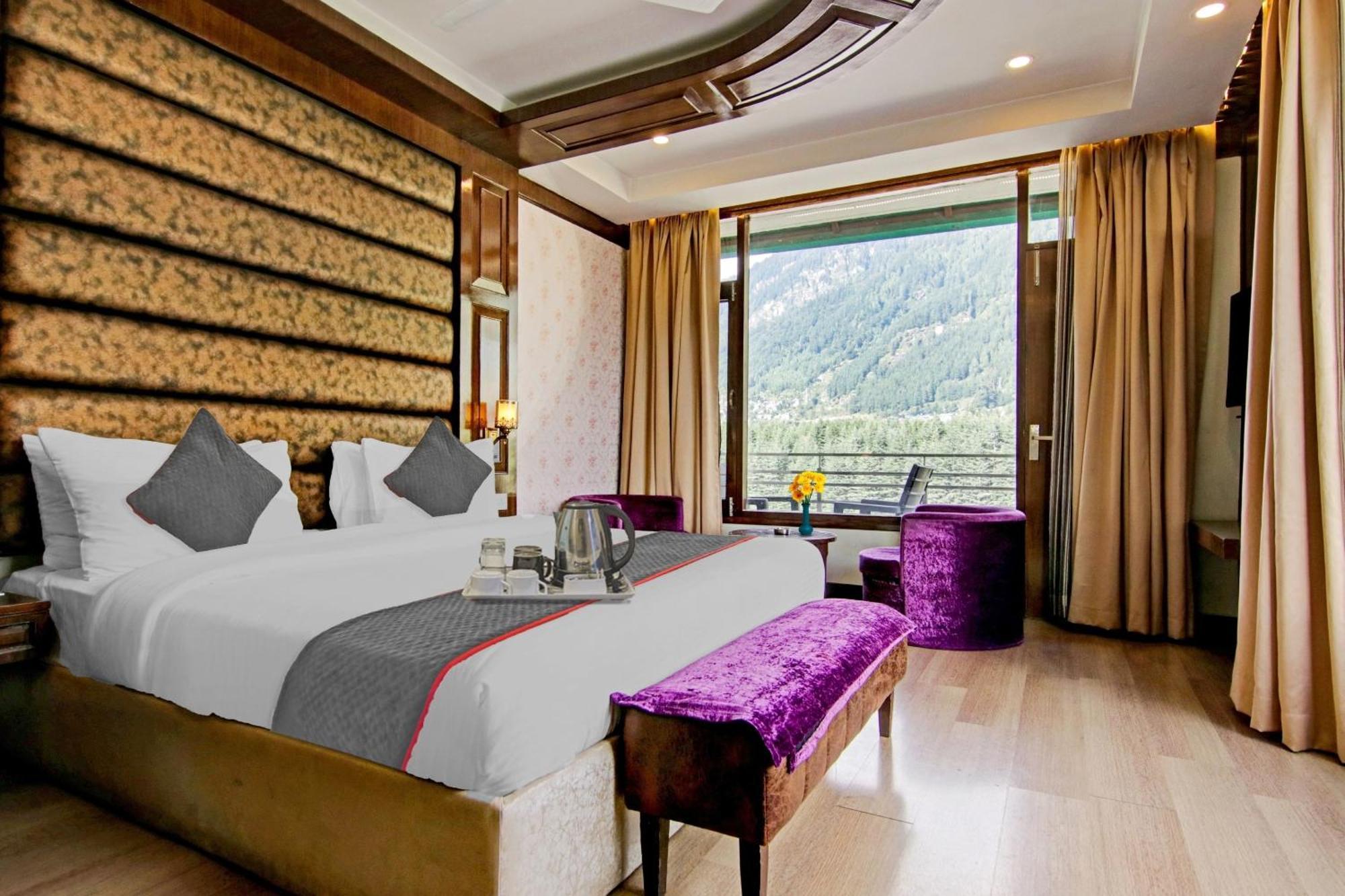Townhouse Oak Rohtang Heights Hotel Manāli Екстериор снимка